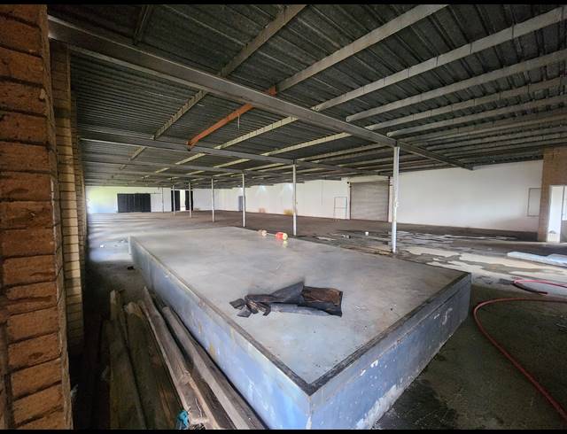 1,000M² WAREHOUSE TO LET IN WADEVILLE